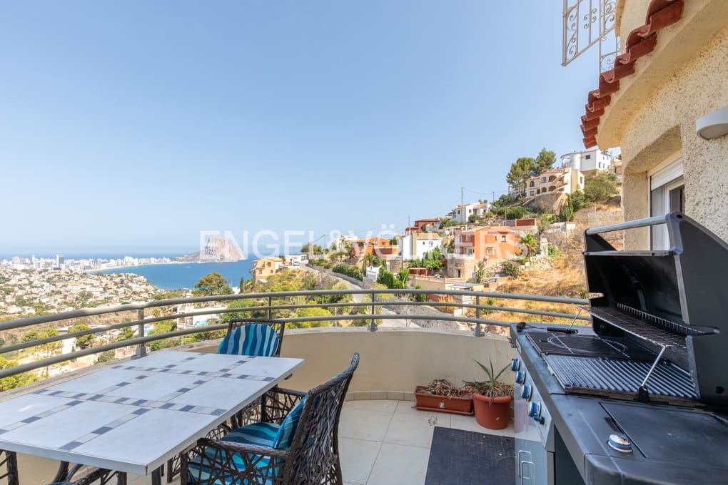 3 slaapkamer Villa te koop in Calpe / Calp met zwembad garage - € 829.000 (Ref: 10009692)