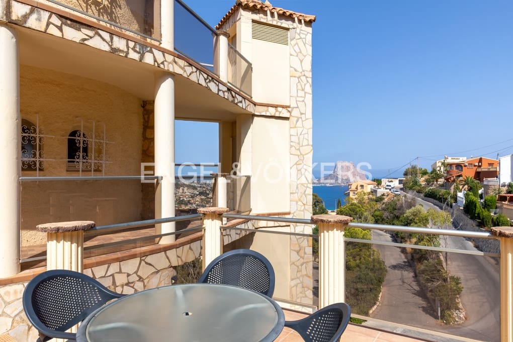 3 slaapkamer Villa te koop in Calpe / Calp met zwembad garage - € 829.000 (Ref: 10009692)