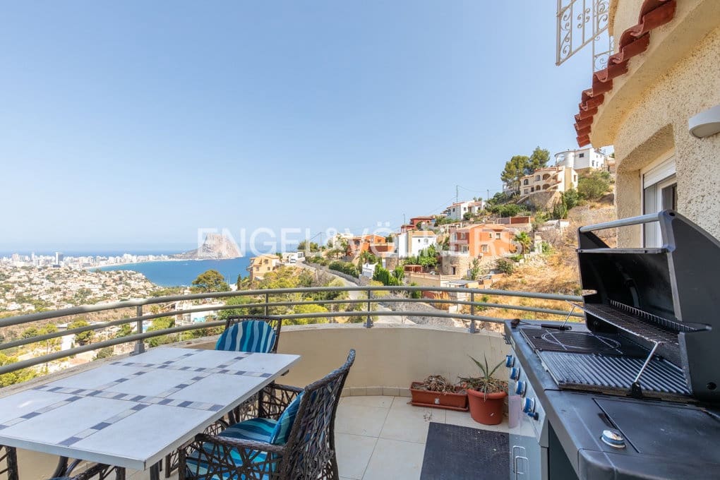3 quarto Moradia para venda em Calpe / Calp com piscina garagem - 859 000 € (Ref: 10009692)