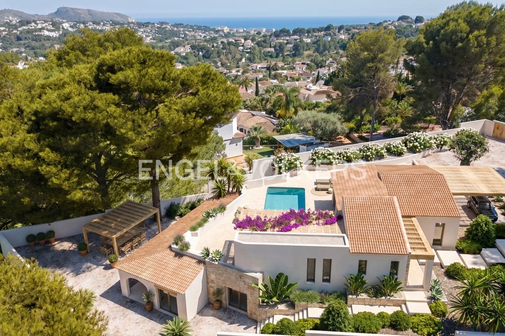 4 sypialnia Willa na sprzedaż w Moraira z basenem garażem - 1 890 000 € (Ref: 10012595)