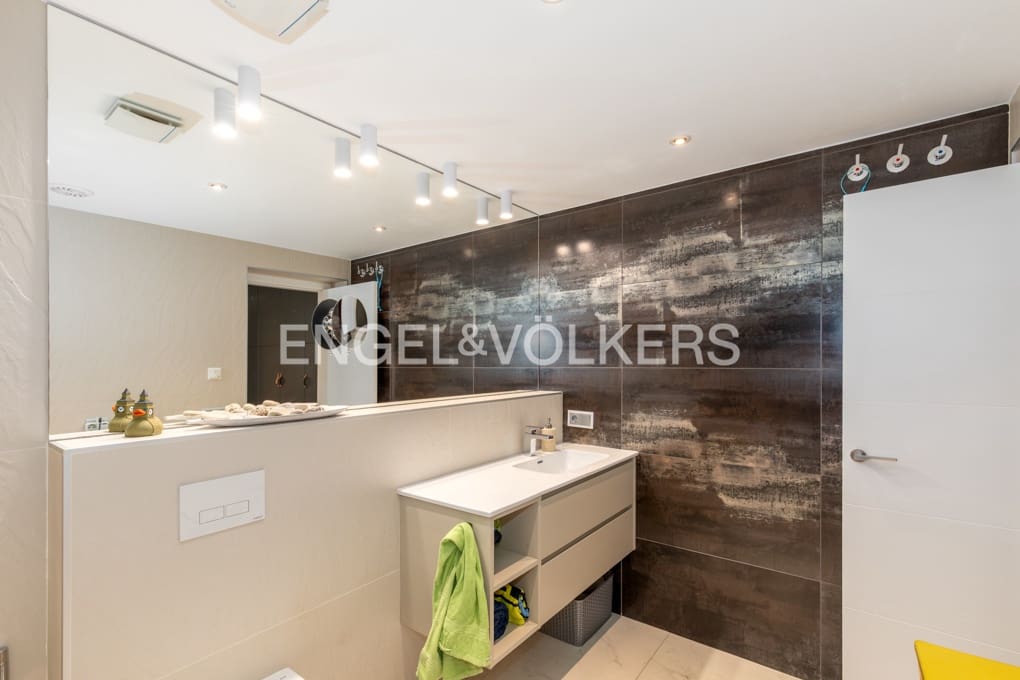 3 quarto Moradia para venda em Altea com piscina garagem - 2 675 000 € (Ref: 10016877)