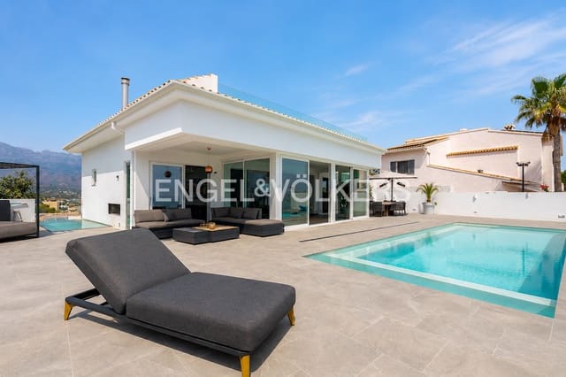 3 quarto Moradia para venda em Altea com piscina garagem - 2 675 000 € (Ref: 10016877)