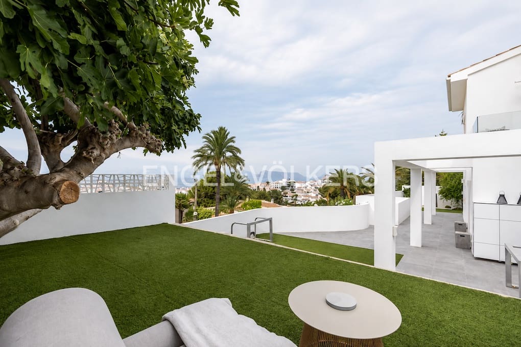 3 quarto Moradia para venda em Altea com piscina garagem - 2 675 000 € (Ref: 10016877)