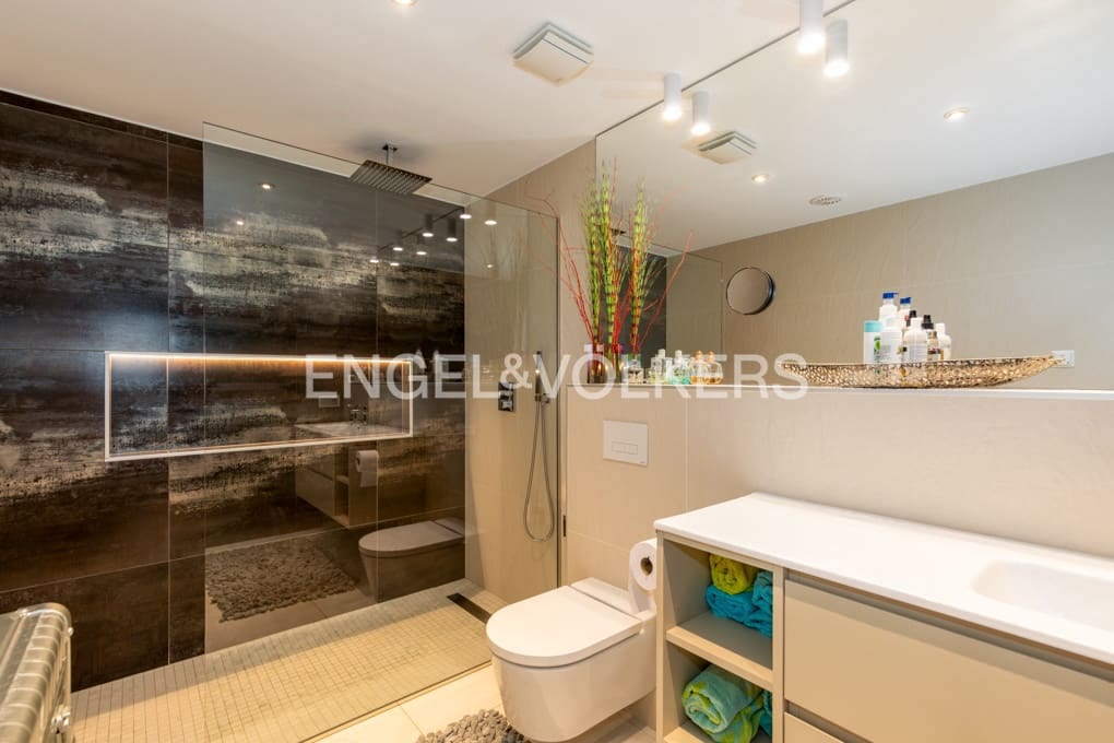 3 quarto Moradia para venda em Altea com piscina garagem - 2 675 000 € (Ref: 10016877)