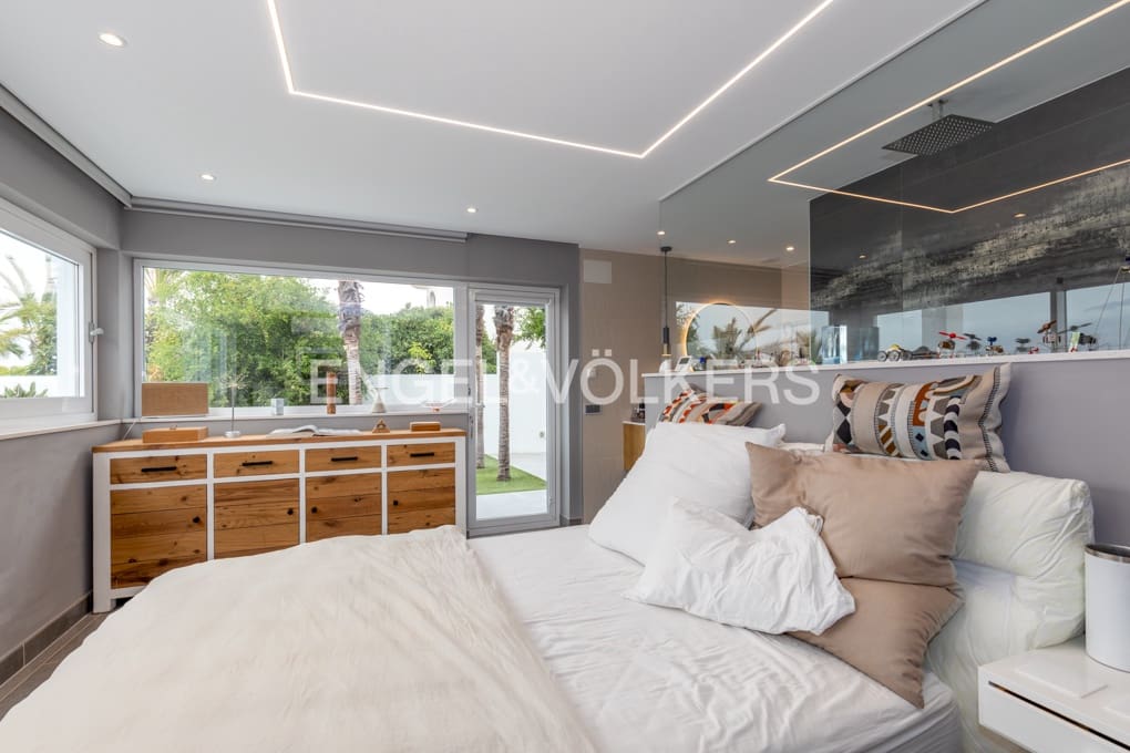 3 quarto Moradia para venda em Altea com piscina garagem - 2 675 000 € (Ref: 10016877)