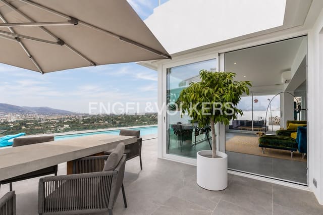 3 quarto Moradia para venda em Altea com piscina garagem - 2 675 000 € (Ref: 10016877)