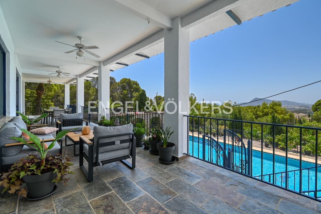 6 chambre Villa/Maison à vendre à Altea avec piscine garage - 2 450 000 € (Ref: 10040155)