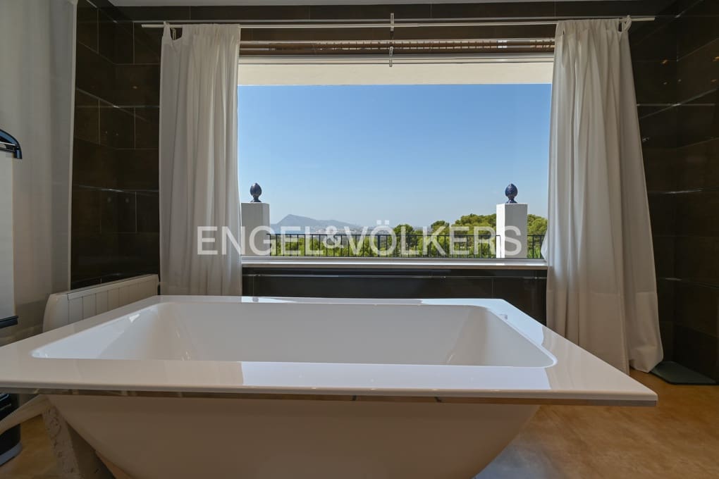 6 chambre Villa/Maison à vendre à Altea avec piscine garage - 2 450 000 € (Ref: 10040155)