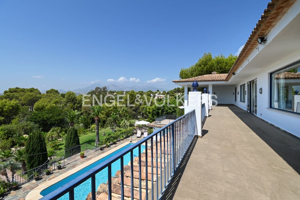 6 chambre Villa/Maison à vendre à Altea avec piscine garage - 2 450 000 € (Ref: 10040155)