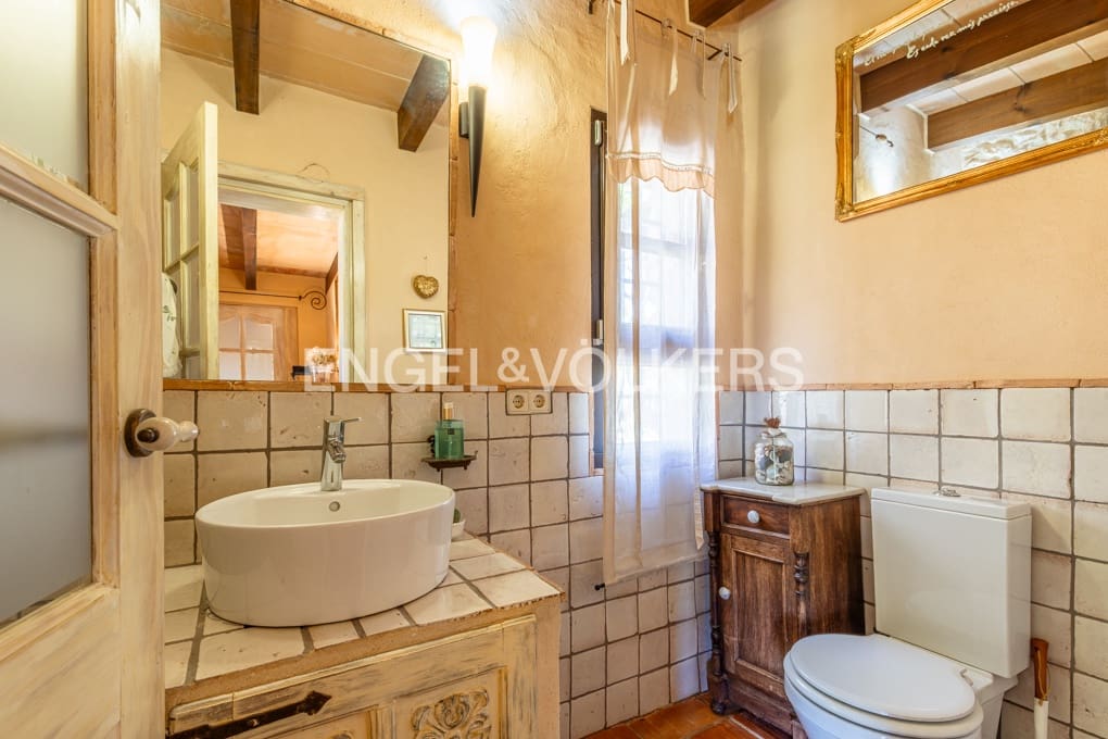 3 sypialnia Finka/Dom wiejski na sprzedaż w Balones z basenem garażem - 890 000 € (Ref: 10043556)