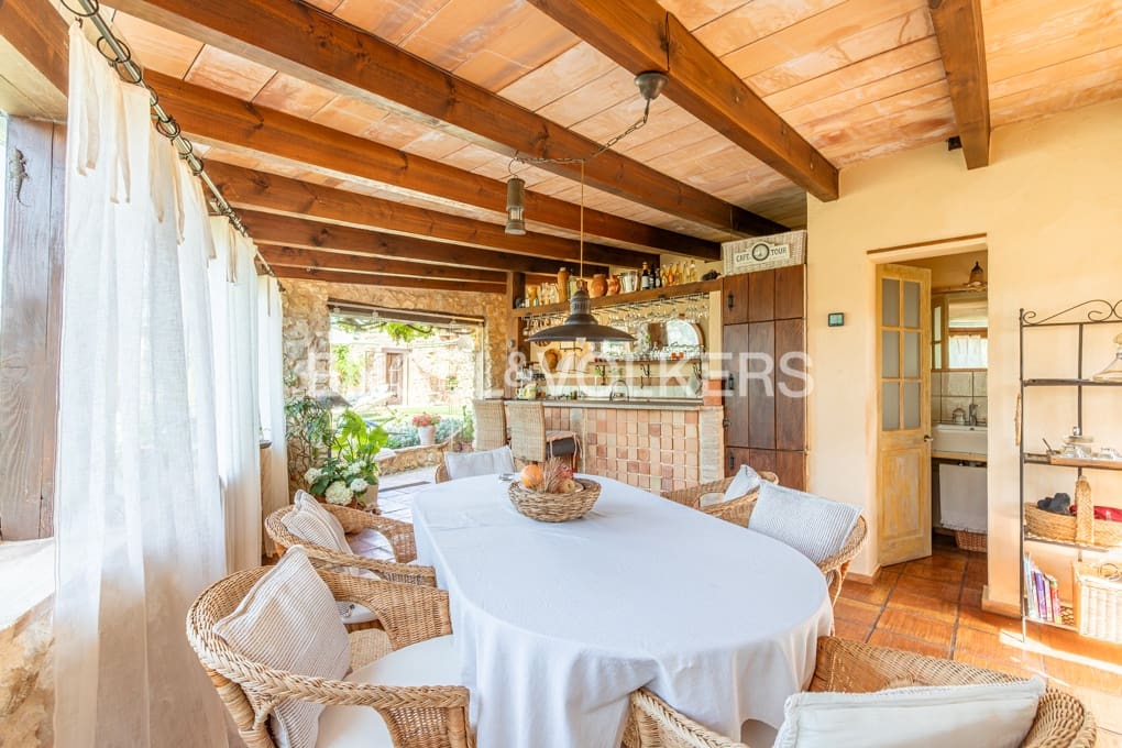3 sypialnia Finka/Dom wiejski na sprzedaż w Balones z basenem garażem - 890 000 € (Ref: 10043556)