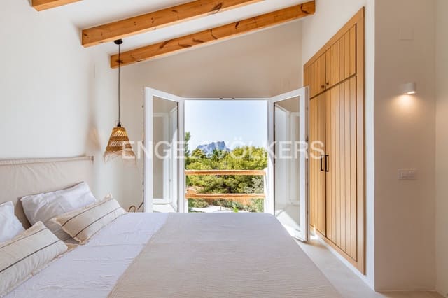 Chalet de 4 habitaciones en Benissa en venta con piscina garaje - 1.389.000 € (Ref: 10085113)