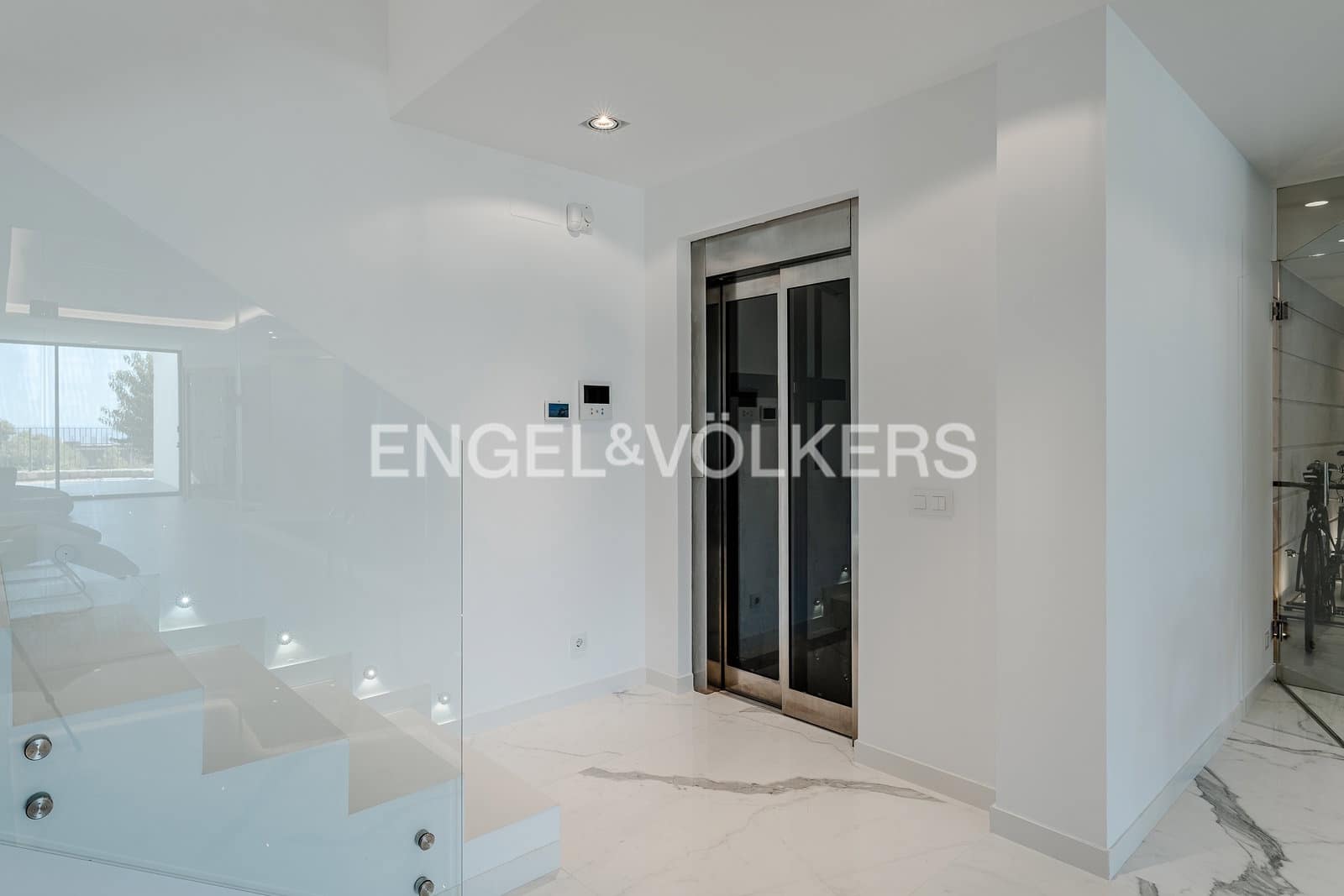 4 chambre Villa/Maison à vendre à Benissa avec piscine garage - 3 950 000 € (Ref: 10085115)