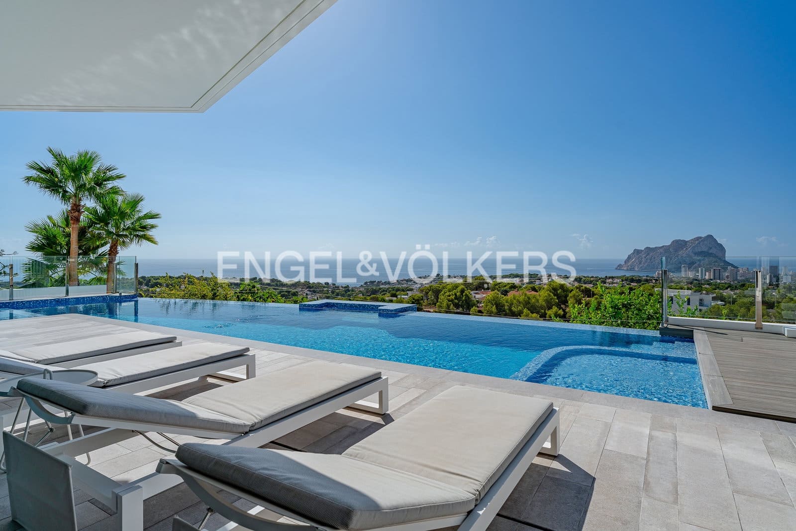 4 chambre Villa/Maison à vendre à Benissa avec piscine garage - 3 950 000 € (Ref: 10085115)