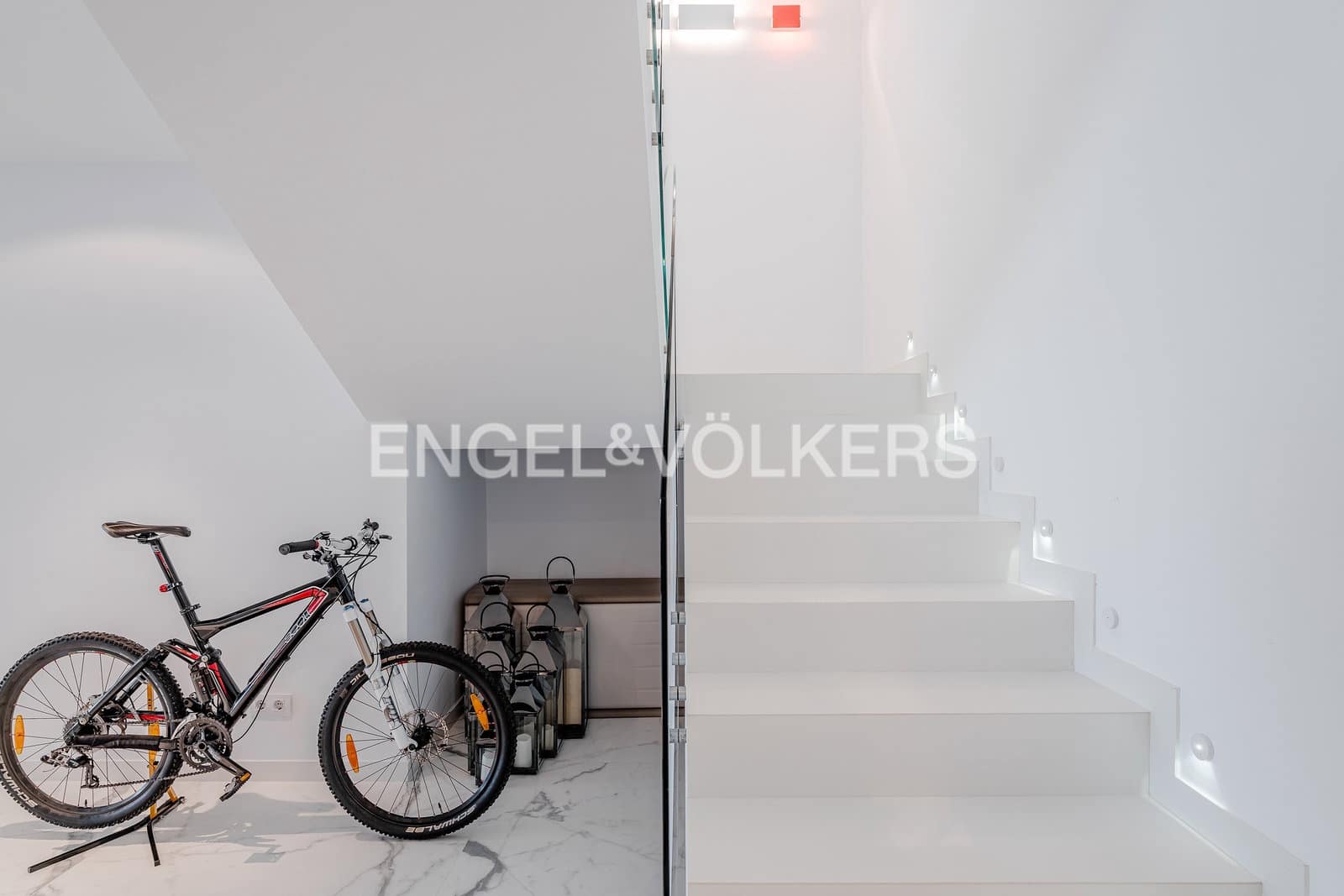4 chambre Villa/Maison à vendre à Benissa avec piscine garage - 3 950 000 € (Ref: 10085115)