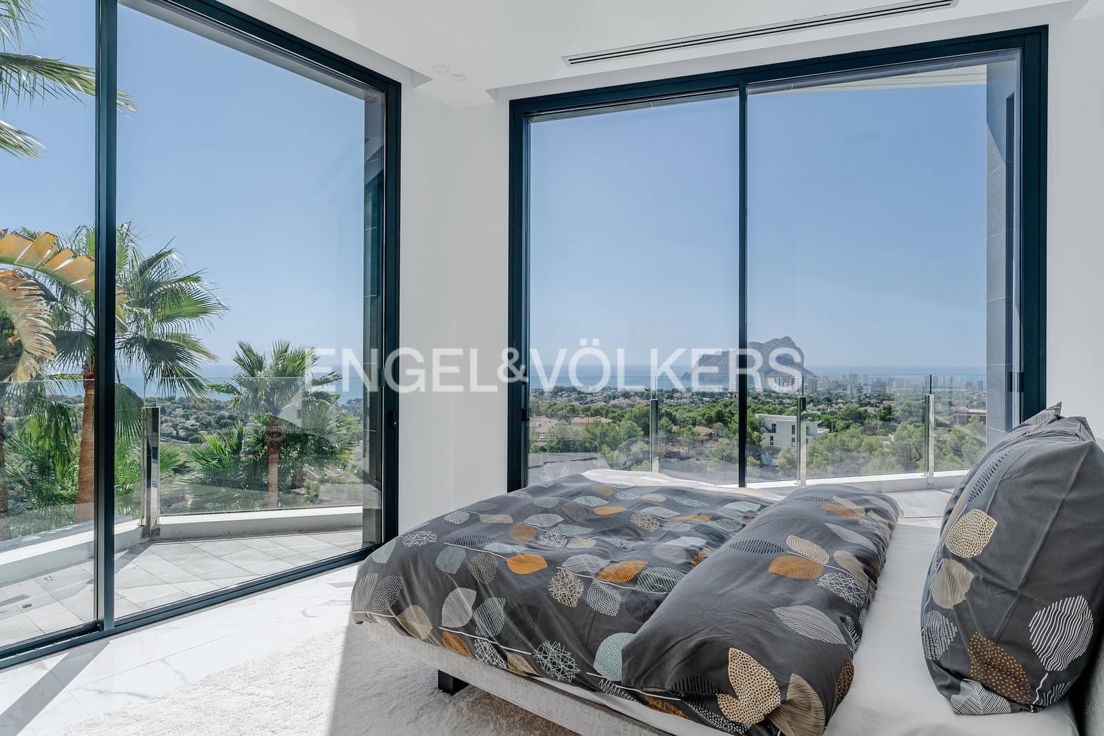 4 chambre Villa/Maison à vendre à Benissa avec piscine garage - 3 950 000 € (Ref: 10085115)