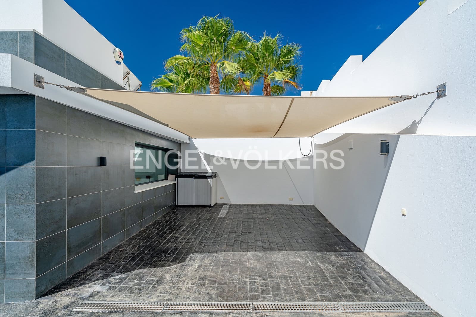 4 chambre Villa/Maison à vendre à Benissa avec piscine garage - 3 950 000 € (Ref: 10085115)
