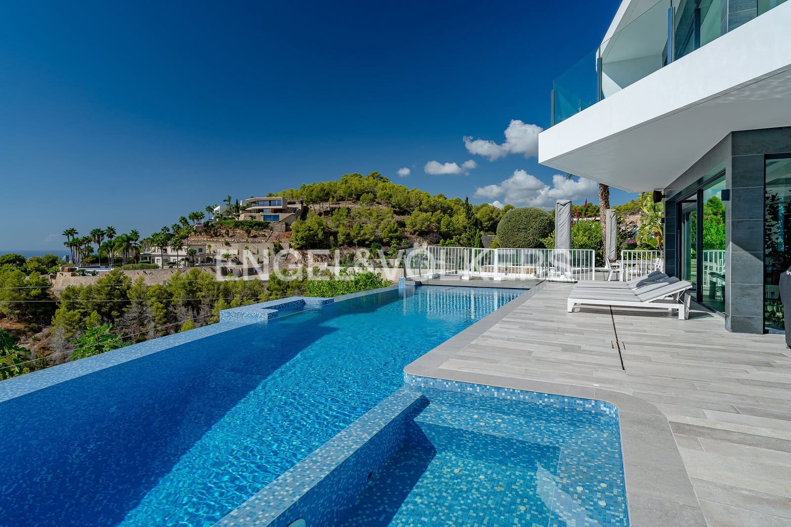 4 chambre Villa/Maison à vendre à Benissa avec piscine garage - 3 950 000 € (Ref: 10085115)