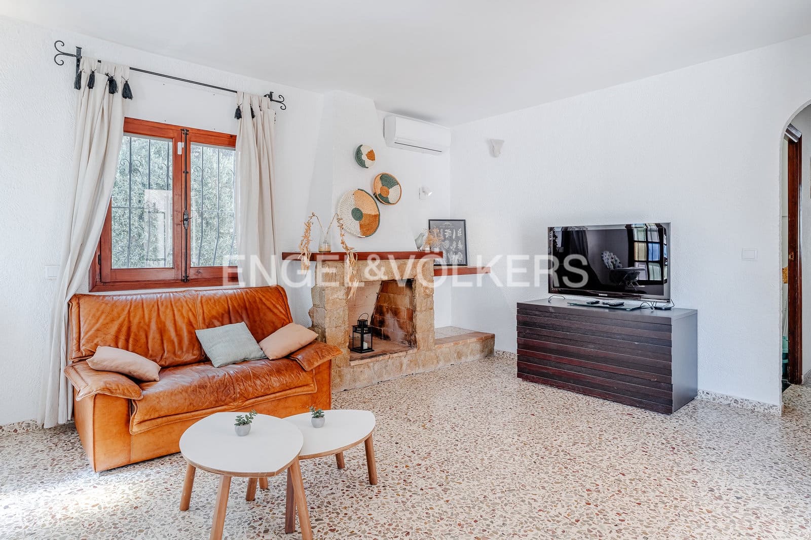 9 sovrum Villa till salu i Benissa med pool garage - 1 045 000 € (Ref: 10097403)