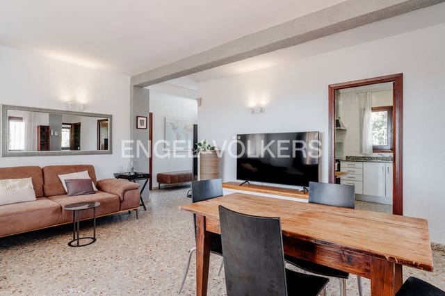 9 sovrum Villa till salu i Benissa med pool garage - 1 045 000 € (Ref: 10097403)