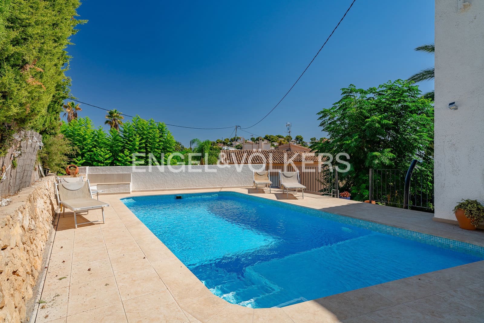 9 sovrum Villa till salu i Benissa med pool garage - 1 045 000 € (Ref: 10097403)