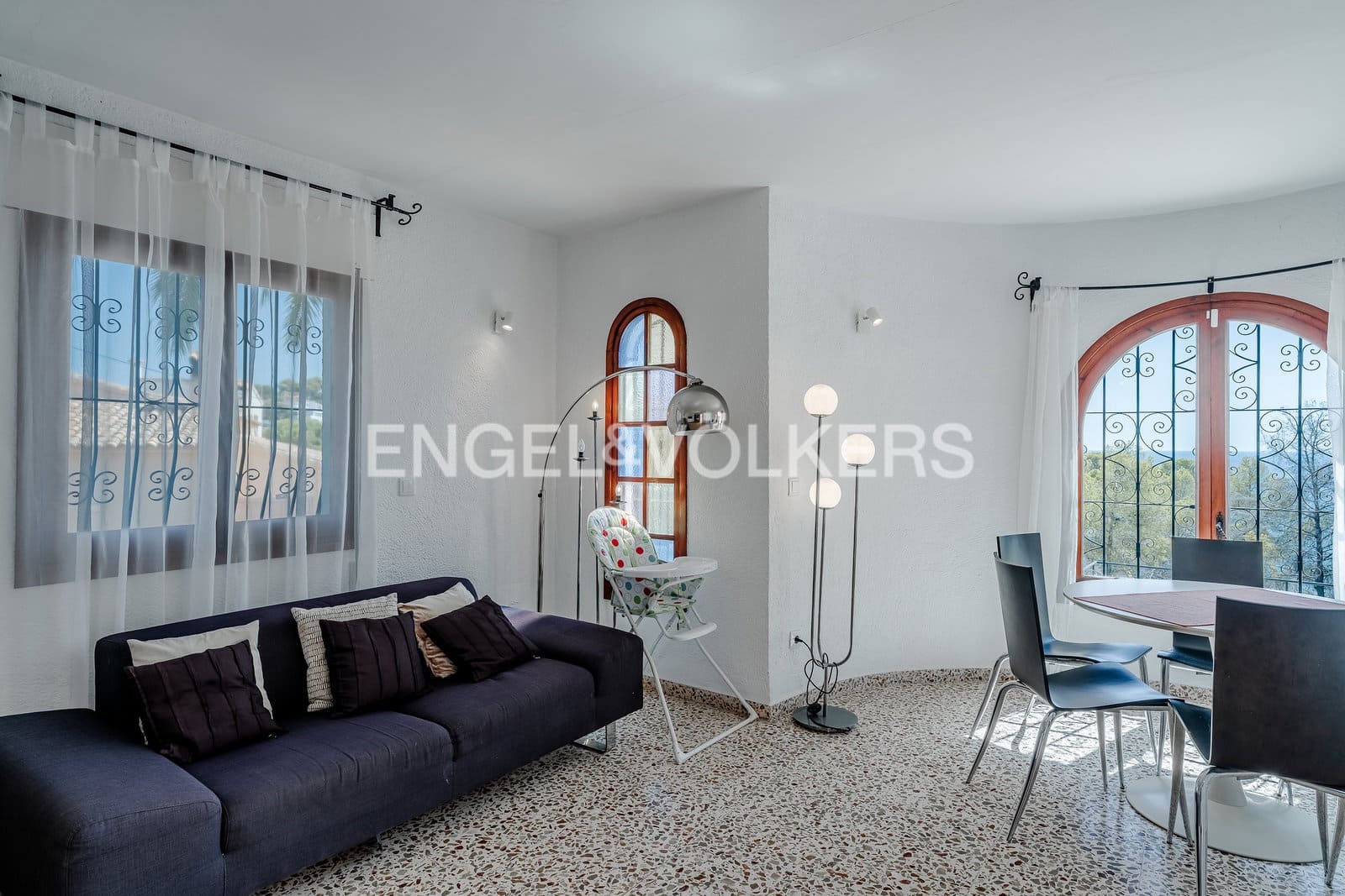 9 sovrum Villa till salu i Benissa med pool garage - 1 045 000 € (Ref: 10097403)