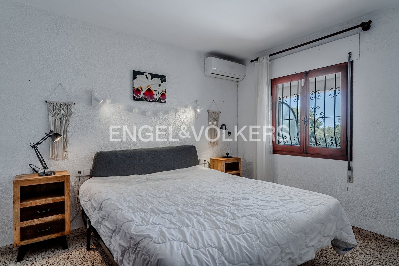 9 sovrum Villa till salu i Benissa med pool garage - 1 045 000 € (Ref: 10097403)