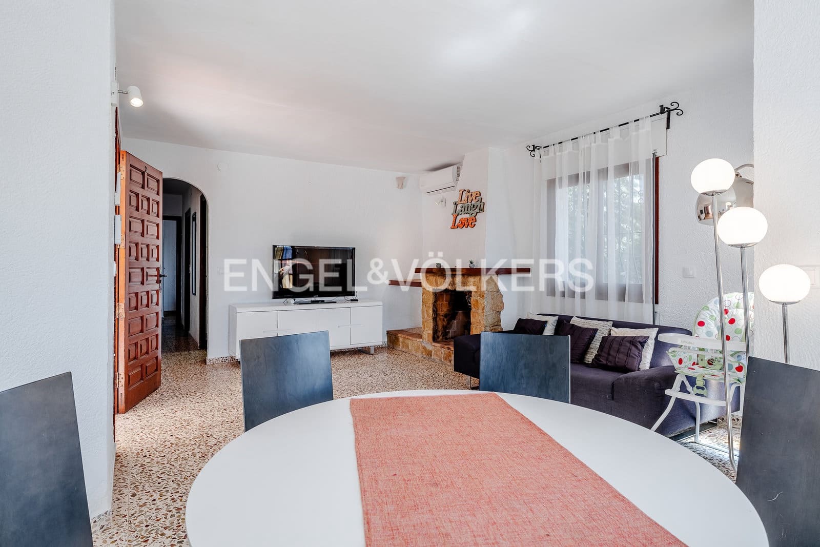 9 sovrum Villa till salu i Benissa med pool garage - 1 045 000 € (Ref: 10097403)