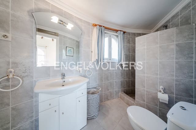 5 sypialnia Willa na sprzedaż w Pueblo, Calpe / Calp z basenem garażem - 975 000 € (Ref: 10099073)