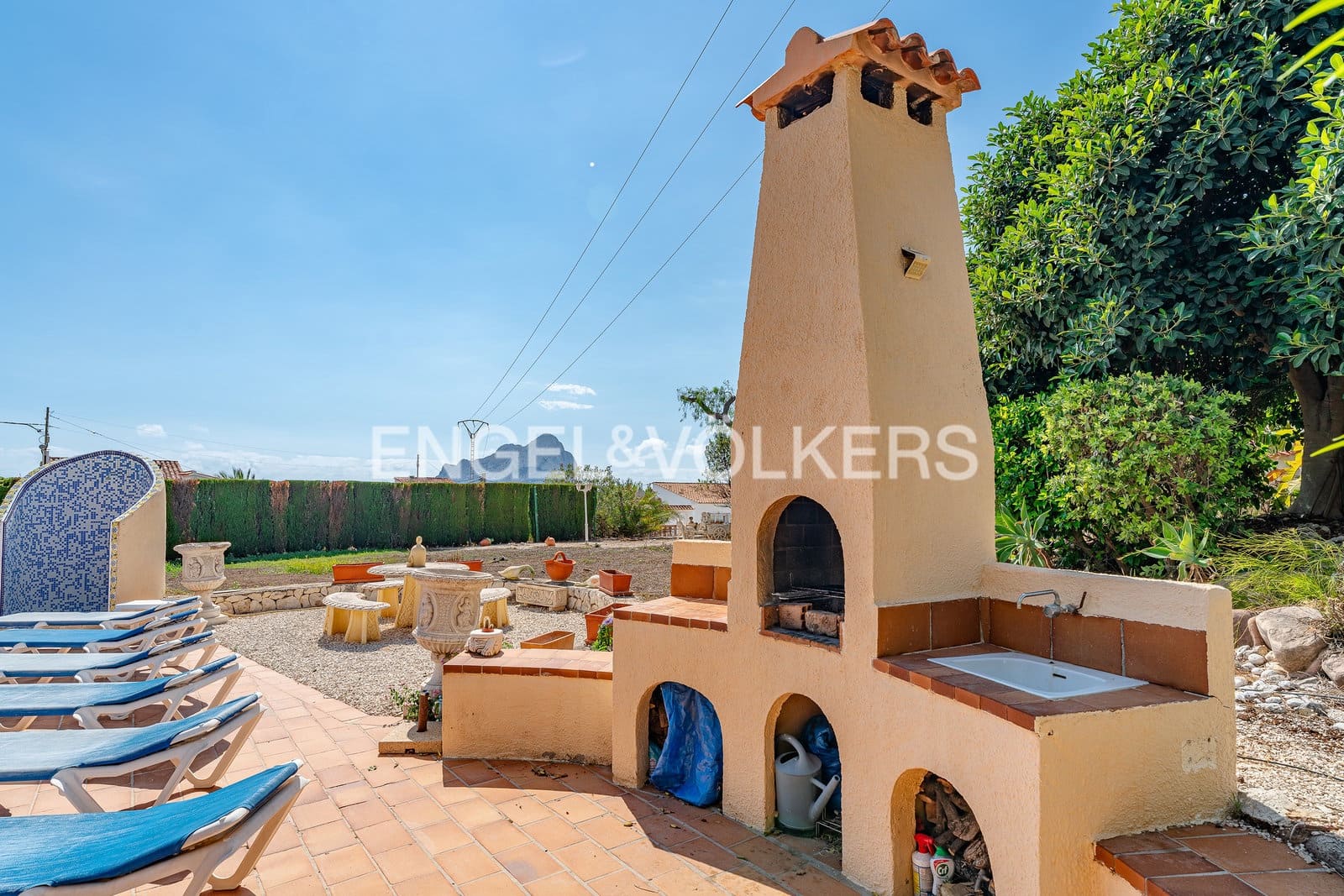 Chalet de 5 habitaciones en Calpe / Calp en venta con piscina garaje - 975.000 € (Ref: 10099073)