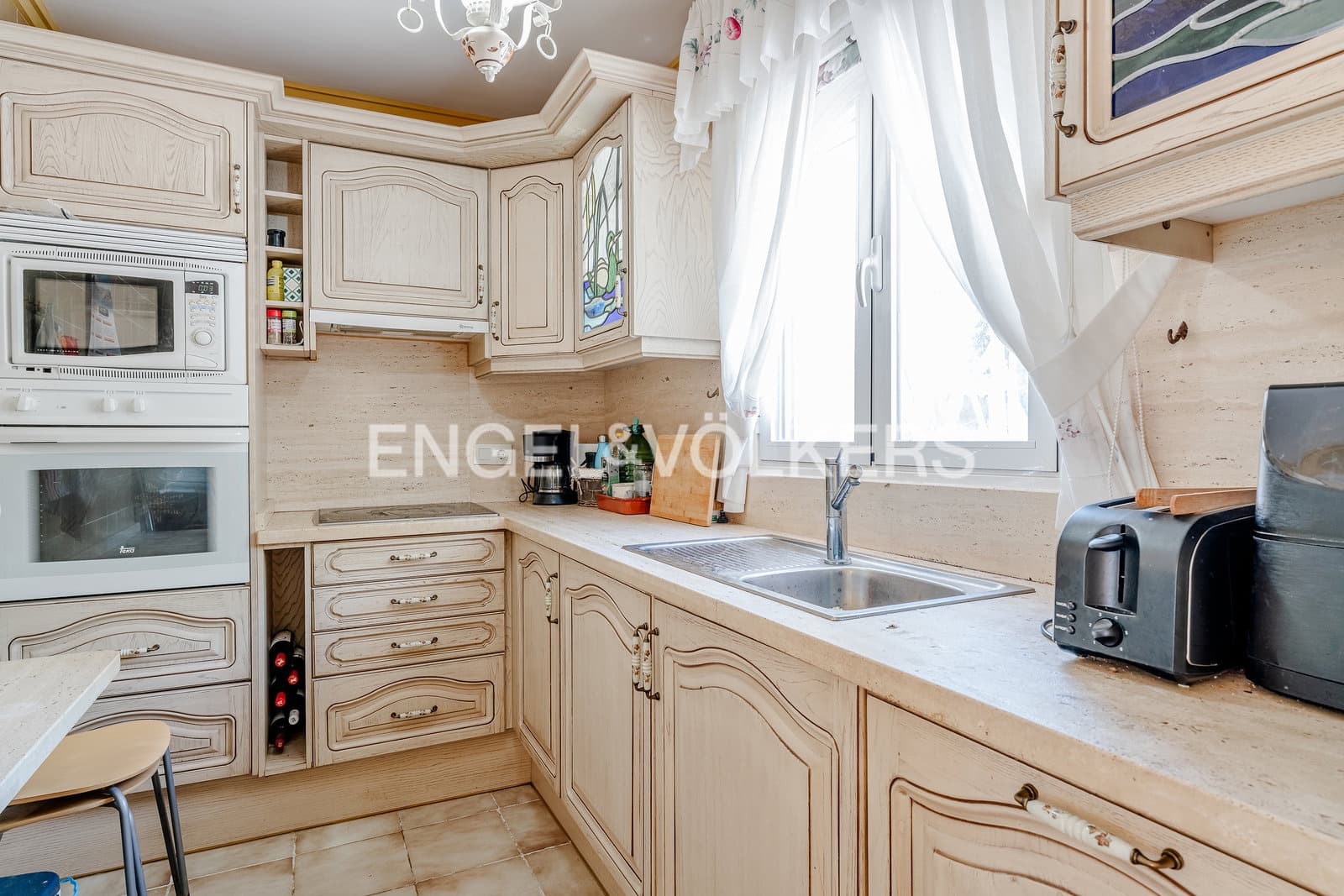 Chalet de 5 habitaciones en Calpe / Calp en venta con piscina garaje - 975.000 € (Ref: 10099073)
