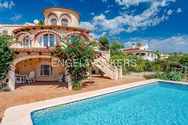 5 sypialnia Willa na sprzedaż w Pueblo, Calpe / Calp z basenem garażem - 975 000 € (Ref: 10099073)