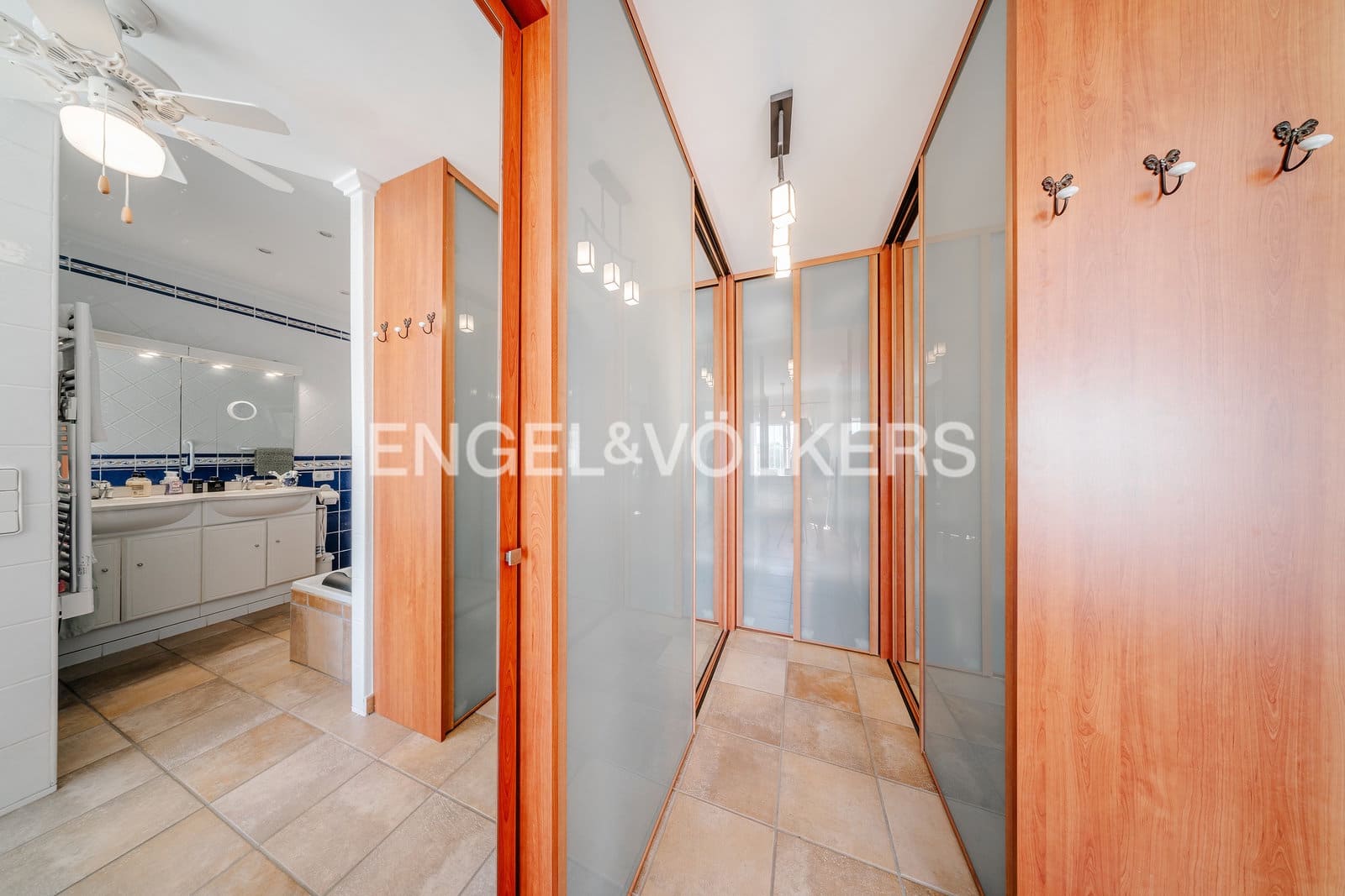 3 bedroom Villa for sale in Calpe / Calp with pool garage - € 850,000 (Ref: 10099176)