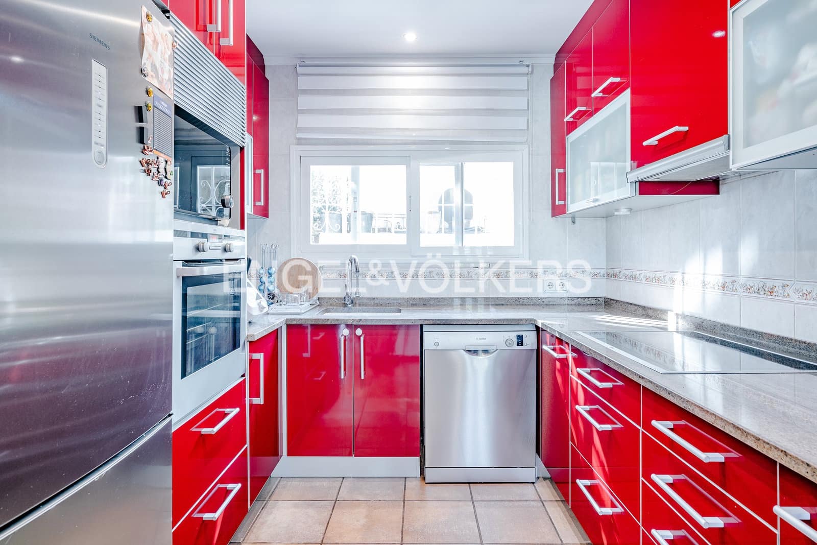 3 bedroom Villa for sale in Calpe / Calp with pool garage - € 850,000 (Ref: 10099176)