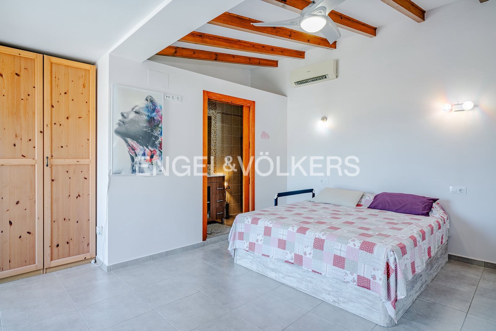 3 bedroom Villa for sale in Calpe / Calp with pool garage - € 850,000 (Ref: 10099176)