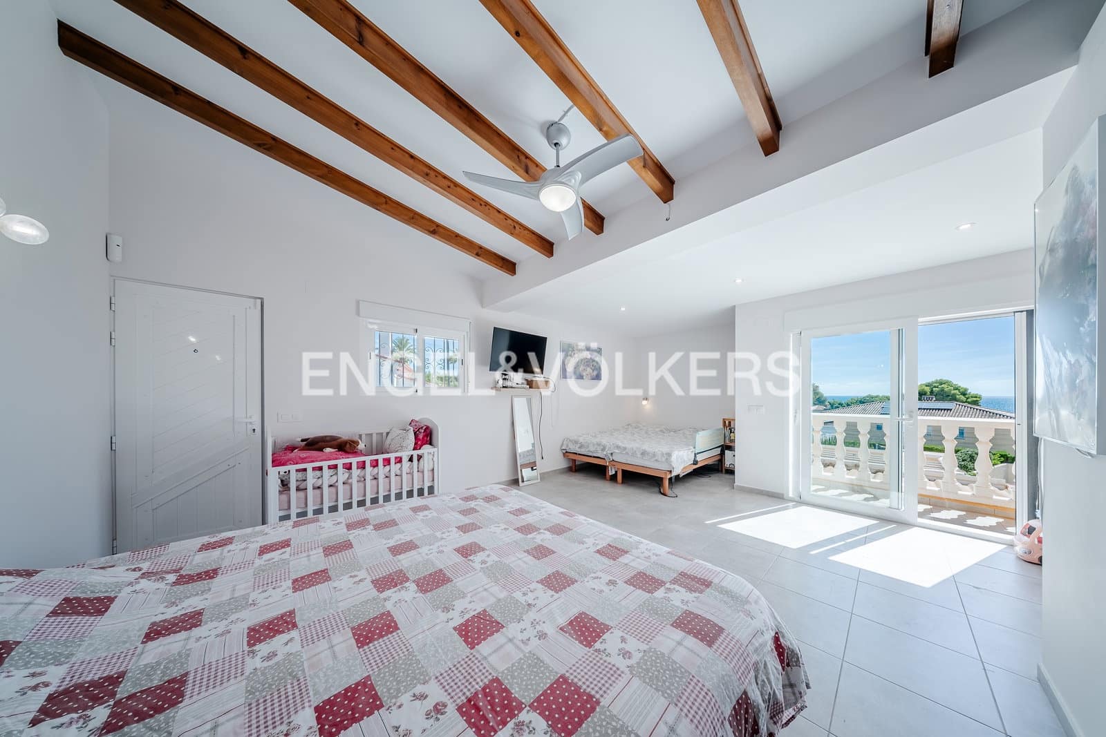 3 bedroom Villa for sale in Calpe / Calp with pool garage - € 850,000 (Ref: 10099176)