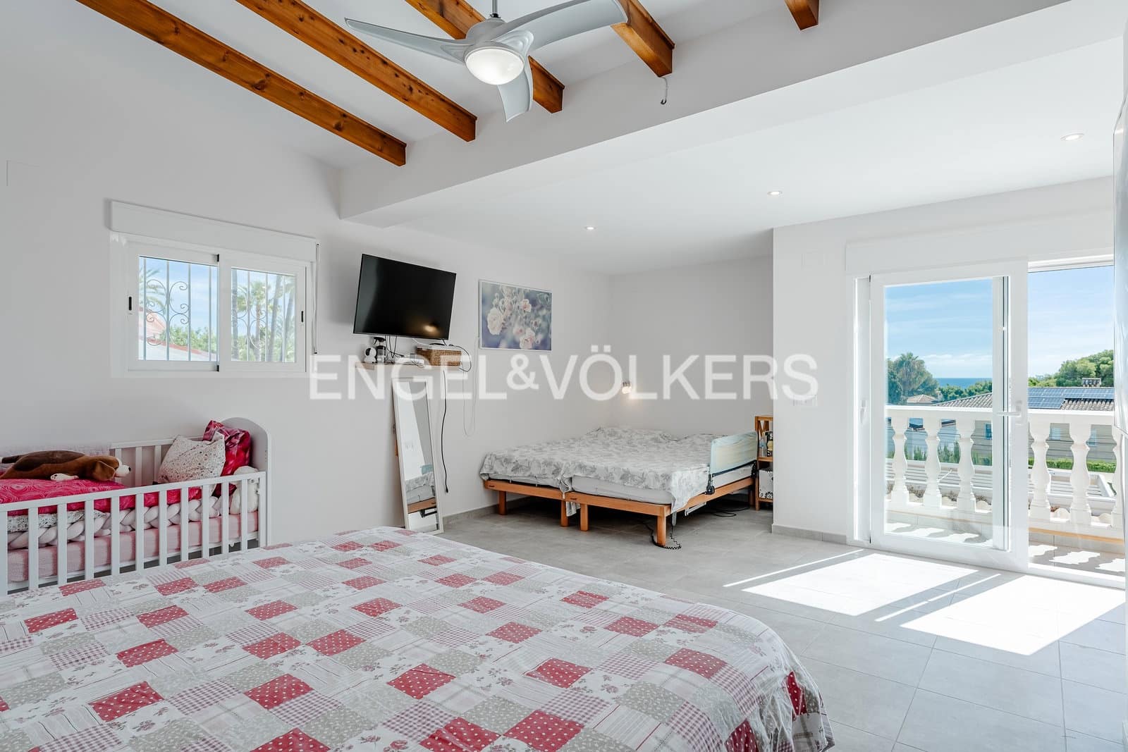 3 bedroom Villa for sale in Calpe / Calp with pool garage - € 850,000 (Ref: 10099176)