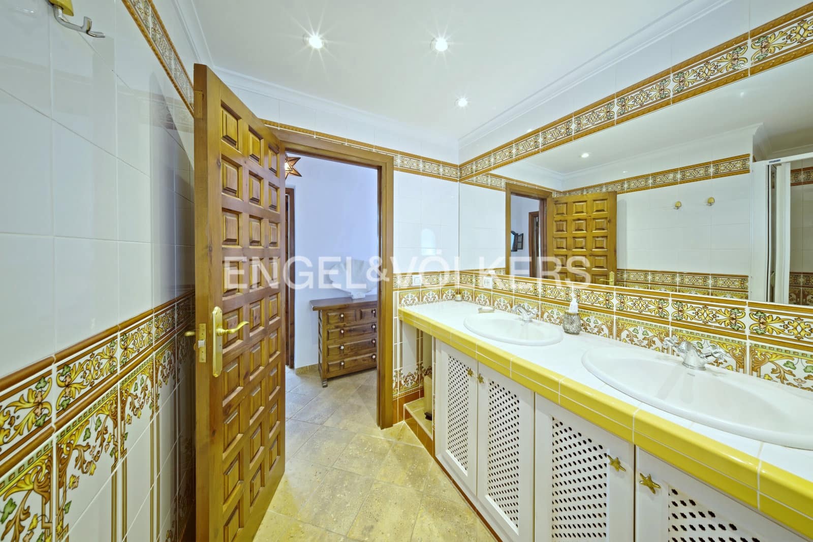5 chambre Villa/Maison à vendre à Calpe / Calp avec piscine garage - 835 000 € (Ref: 10101417)