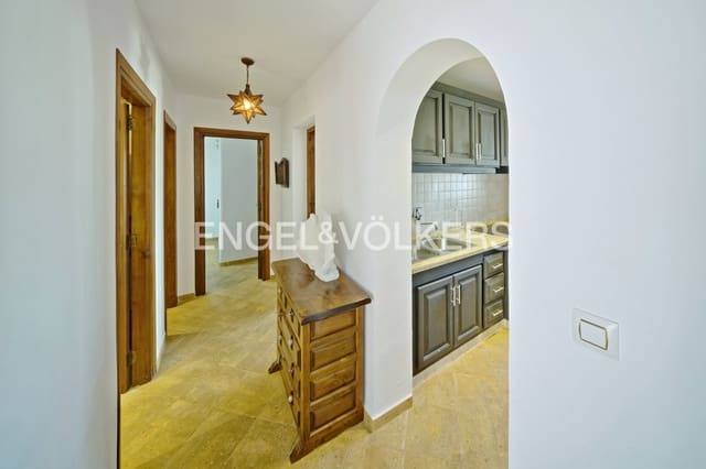5 sovrum Villa till salu i Pueblo, Calpe / Calp med pool garage - 835 000 € (Ref: 10101417)