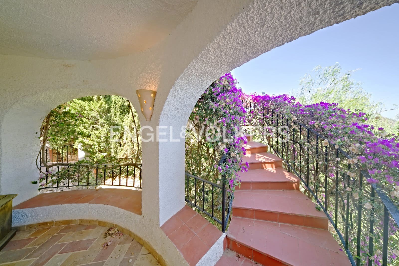 5 chambre Villa/Maison à vendre à Calpe / Calp avec piscine garage - 835 000 € (Ref: 10101417)