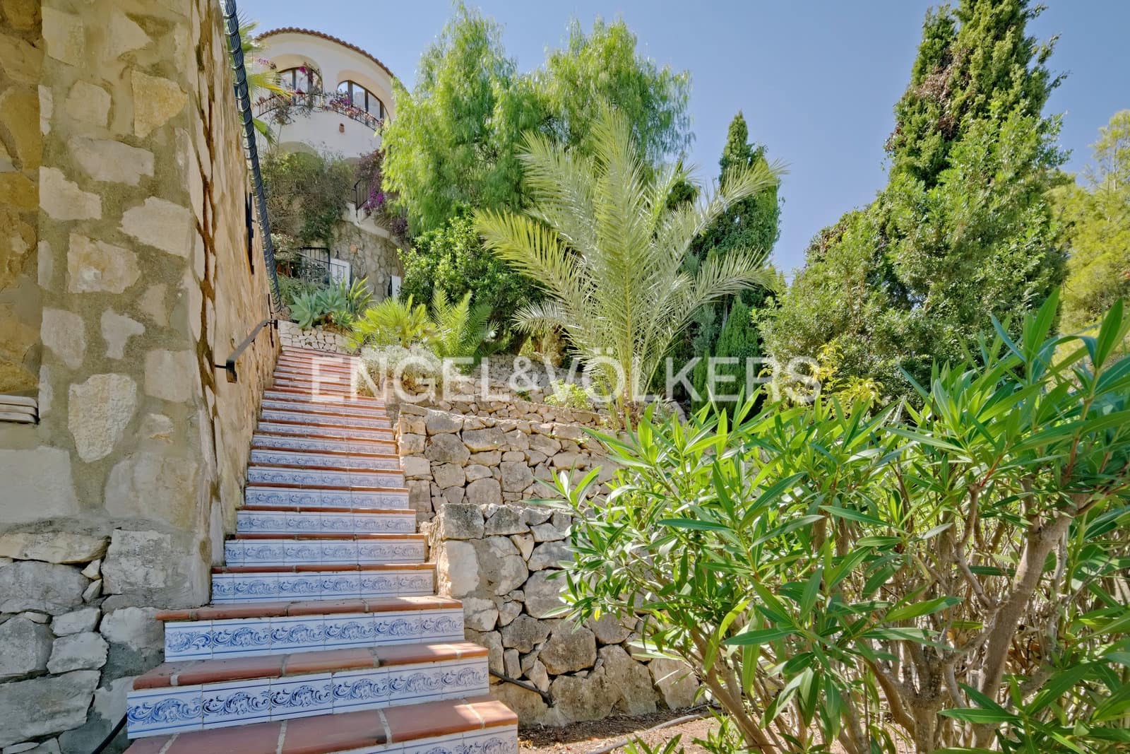 5 chambre Villa/Maison à vendre à Calpe / Calp avec piscine garage - 835 000 € (Ref: 10101417)