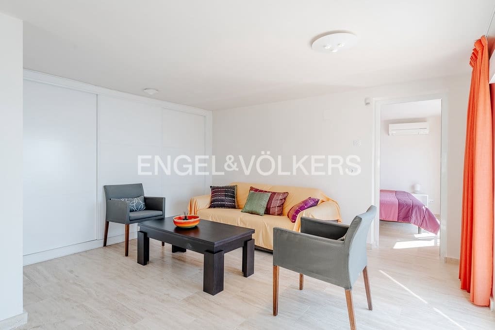 5 bedroom Villa for sale in Calpe / Calp with pool garage - € 2,750,000 (Ref: 10121177)