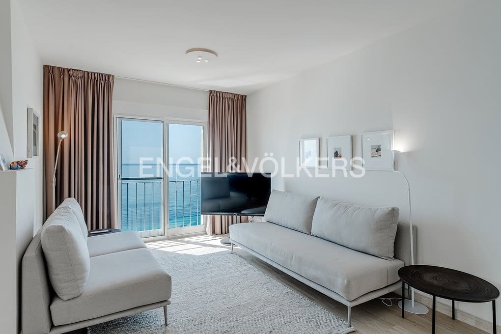 5 bedroom Villa for sale in Calpe / Calp with pool garage - € 2,750,000 (Ref: 10121177)