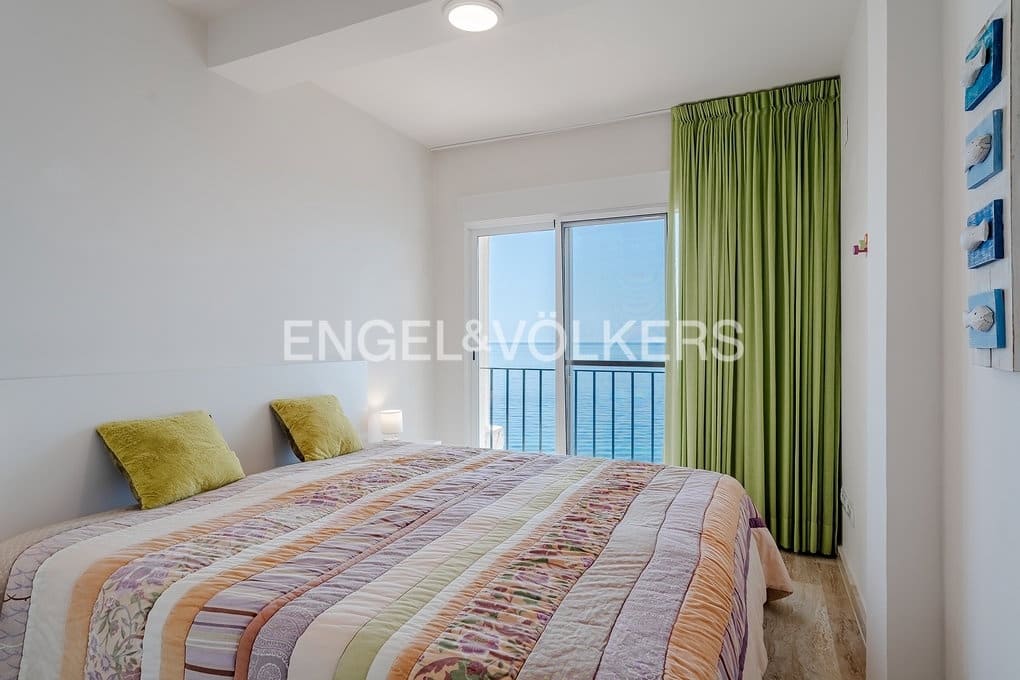 5 bedroom Villa for sale in Calpe / Calp with pool garage - € 2,750,000 (Ref: 10121177)