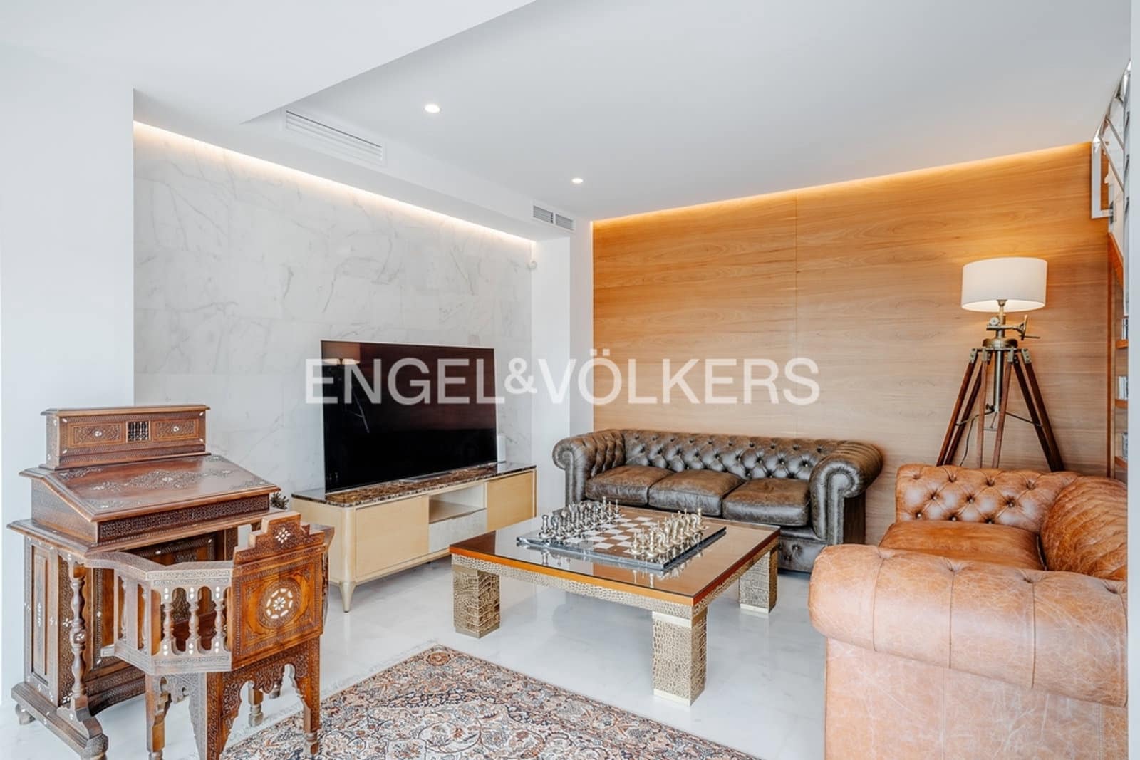3 bedroom Villa for sale in Altea with pool garage - € 1,199,000 (Ref: 10156233)