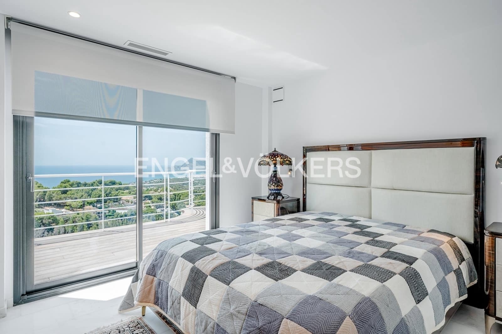 3 bedroom Villa for sale in Altea with pool garage - € 1,199,000 (Ref: 10156233)
