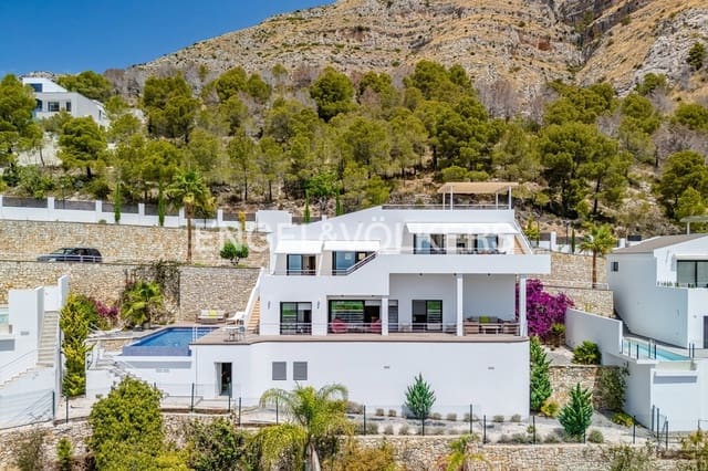 3 soveværelse Villa til salg i Altea med swimmingpool garage - € 1.199.000 (Ref: 10156233)