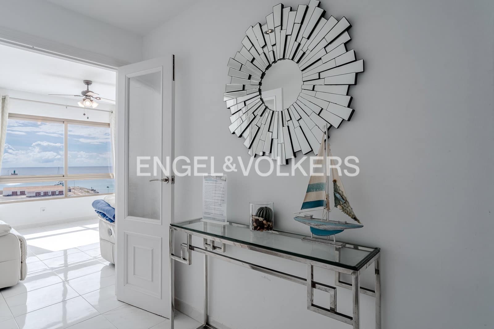 Apartamento de 2 habitaciones en Calpe / Calp en venta - 490.000 € (Ref: 10163996)