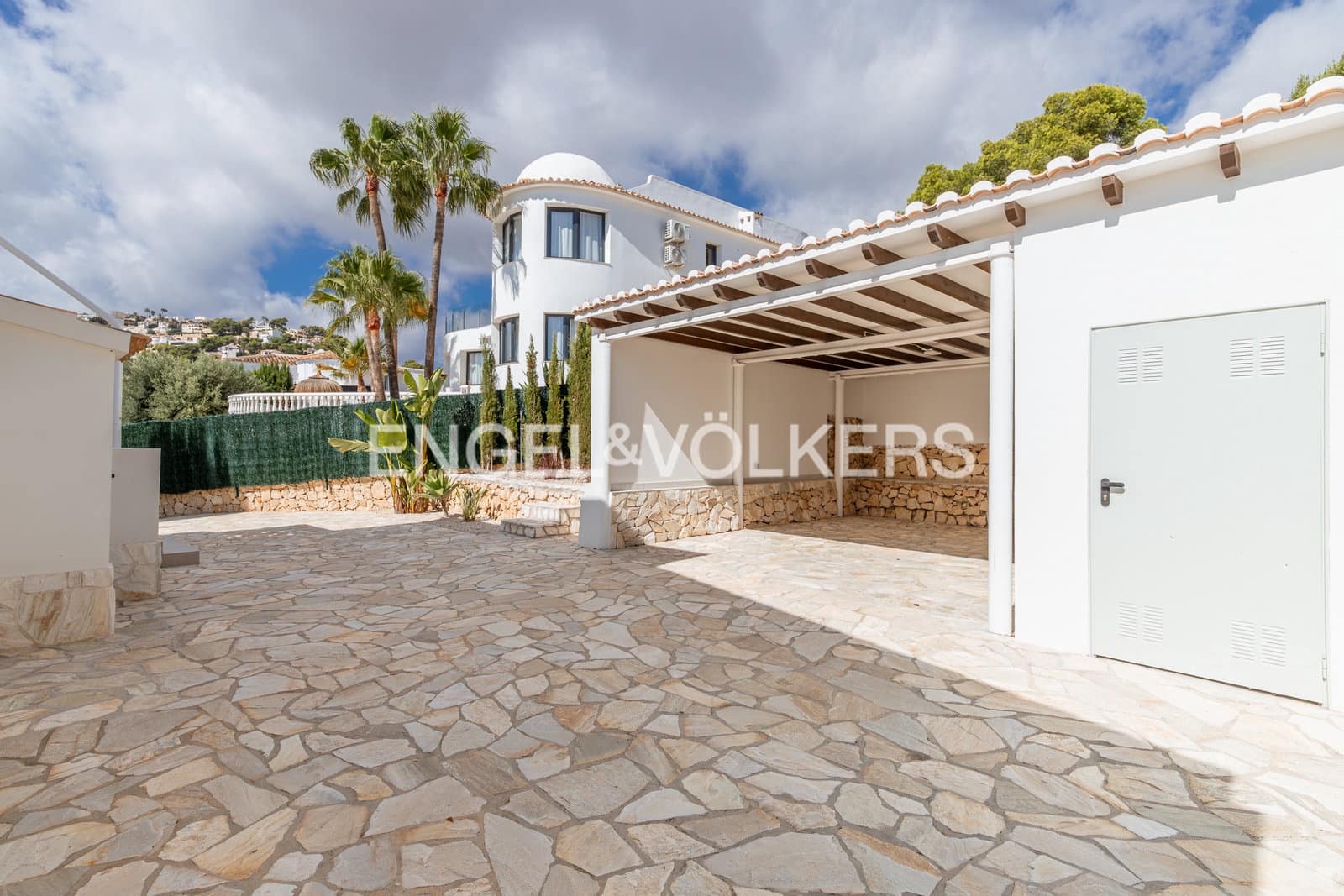4 soveværelse Villa til salg i Moraira med swimmingpool garage - € 1.890.000 (Ref: 10170298)