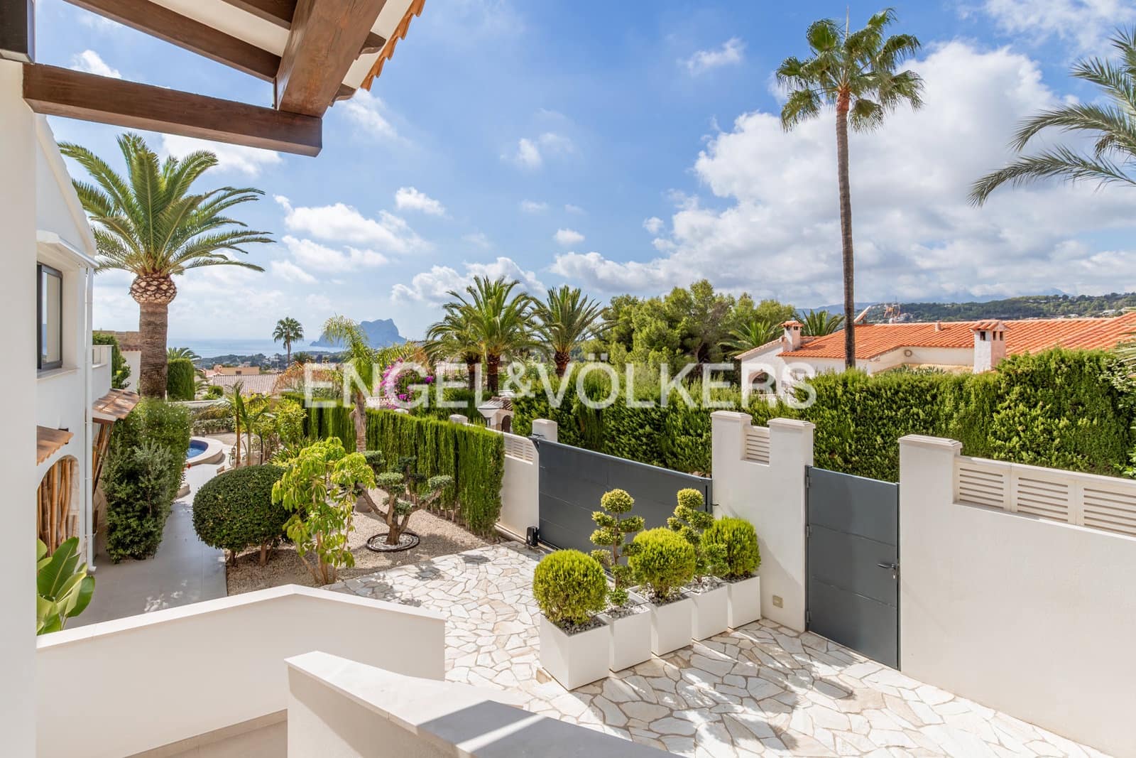 4 soveværelse Villa til salg i Moraira med swimmingpool garage - € 1.890.000 (Ref: 10170298)